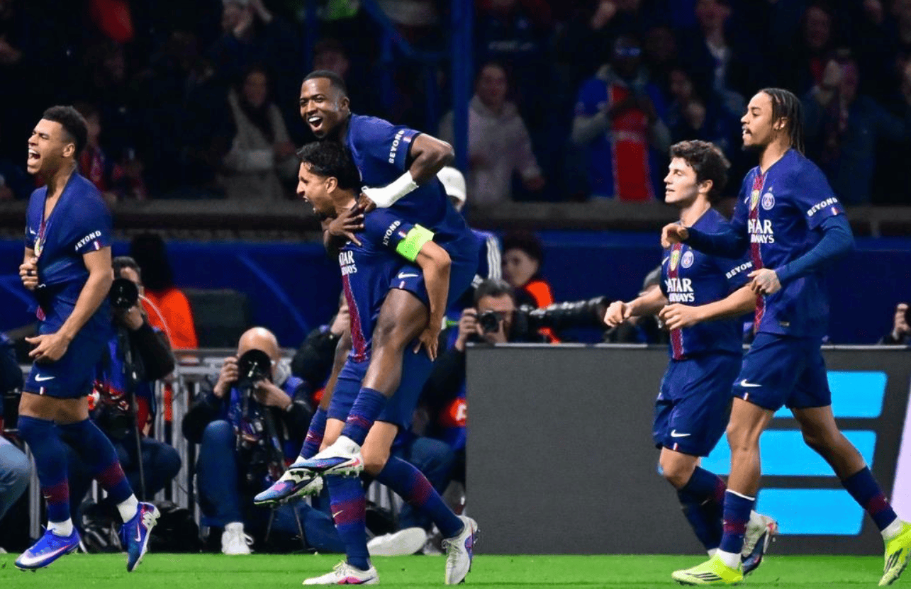 一场2-2,让欧洲豪门惊险晋级,恩里克创历史,目标直指欧冠冠军